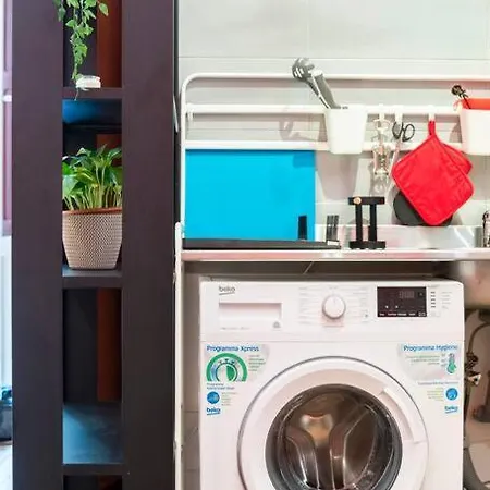 And Cozy Loft With Courtyard